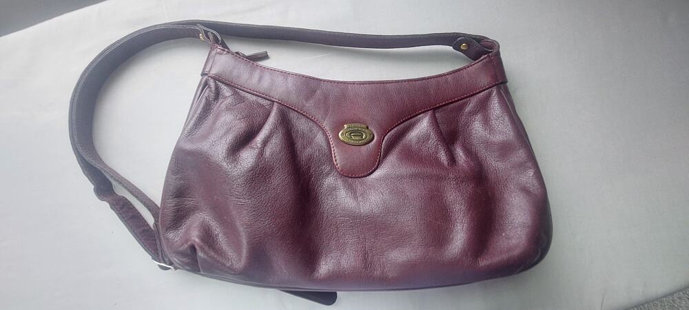 Etienne Aigner Vintage Burgundy Leather Shoulder Bag Crossbody Gold Hardware